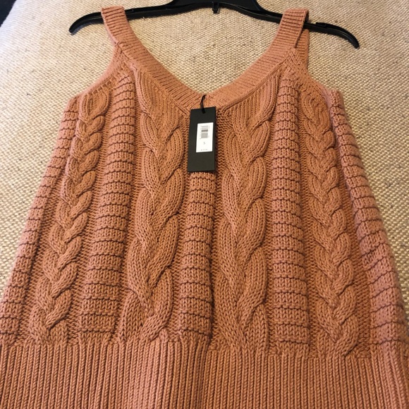 New with tags Banana Republic sweater set - Picture 4 of 5